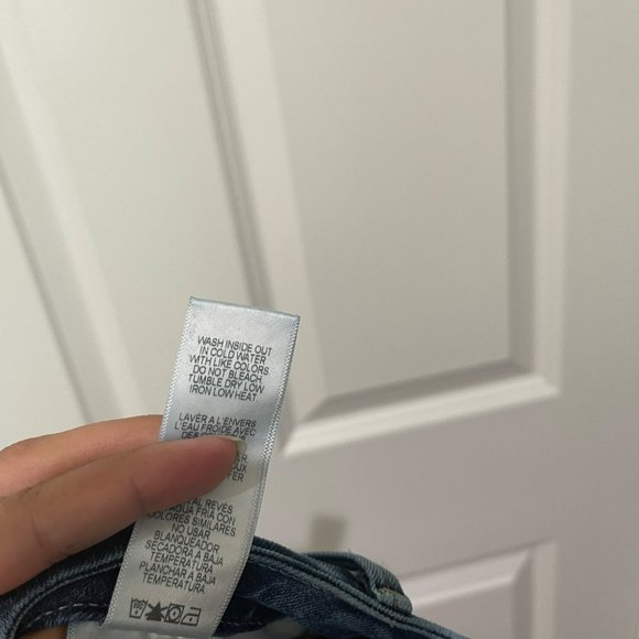 Good American Good Legs Jeans - Picture 5 of 6